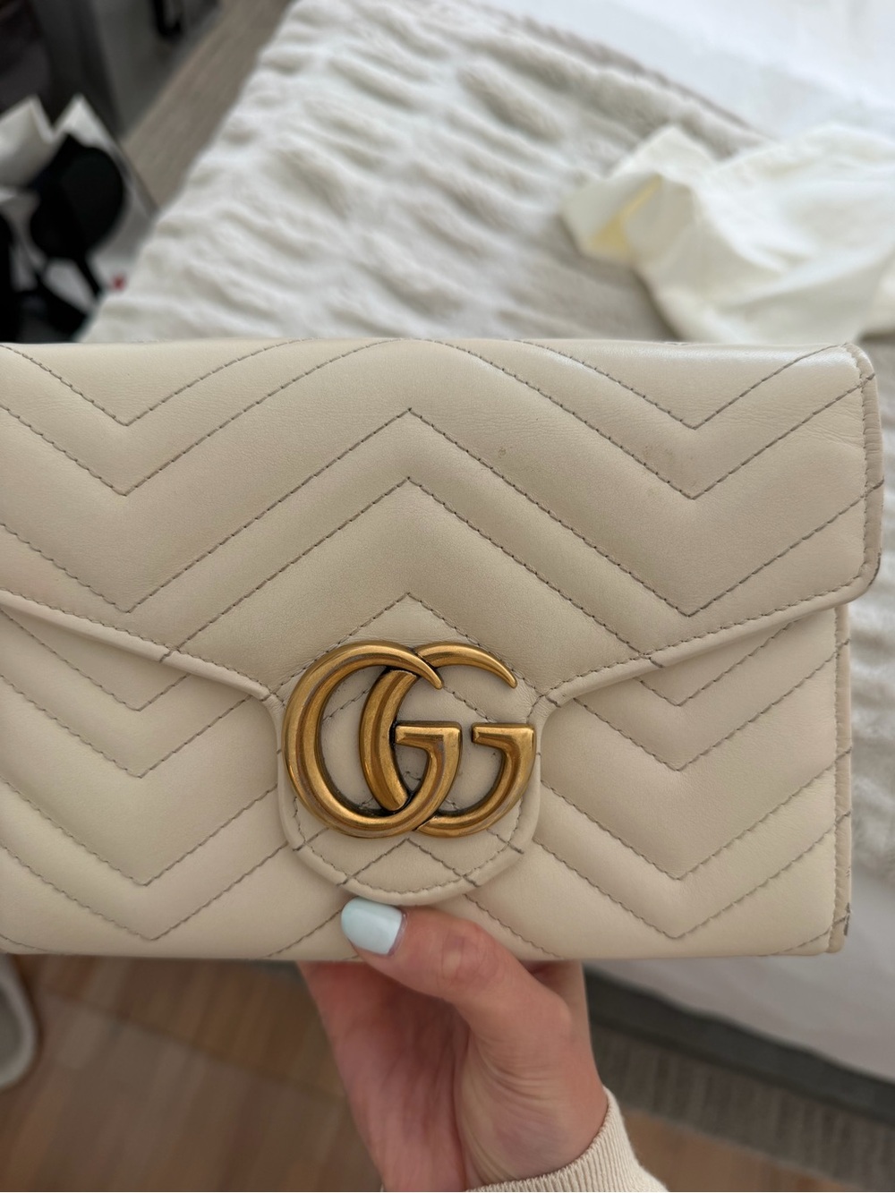Gucci Marmont Wallet on Chain - Picture 9 of 9